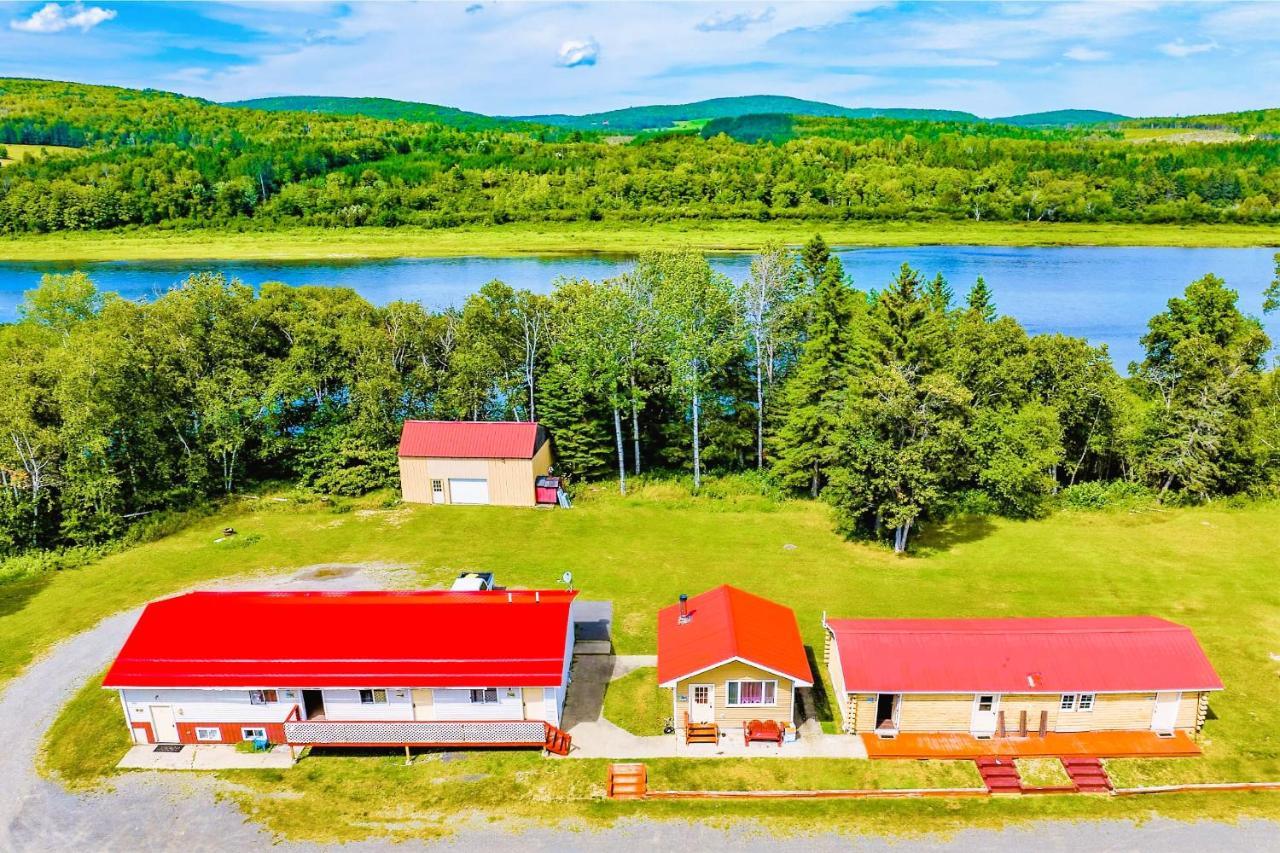 Love Hotels St John River At Fort Kent Me Saint John Plantation Exteriér fotografie