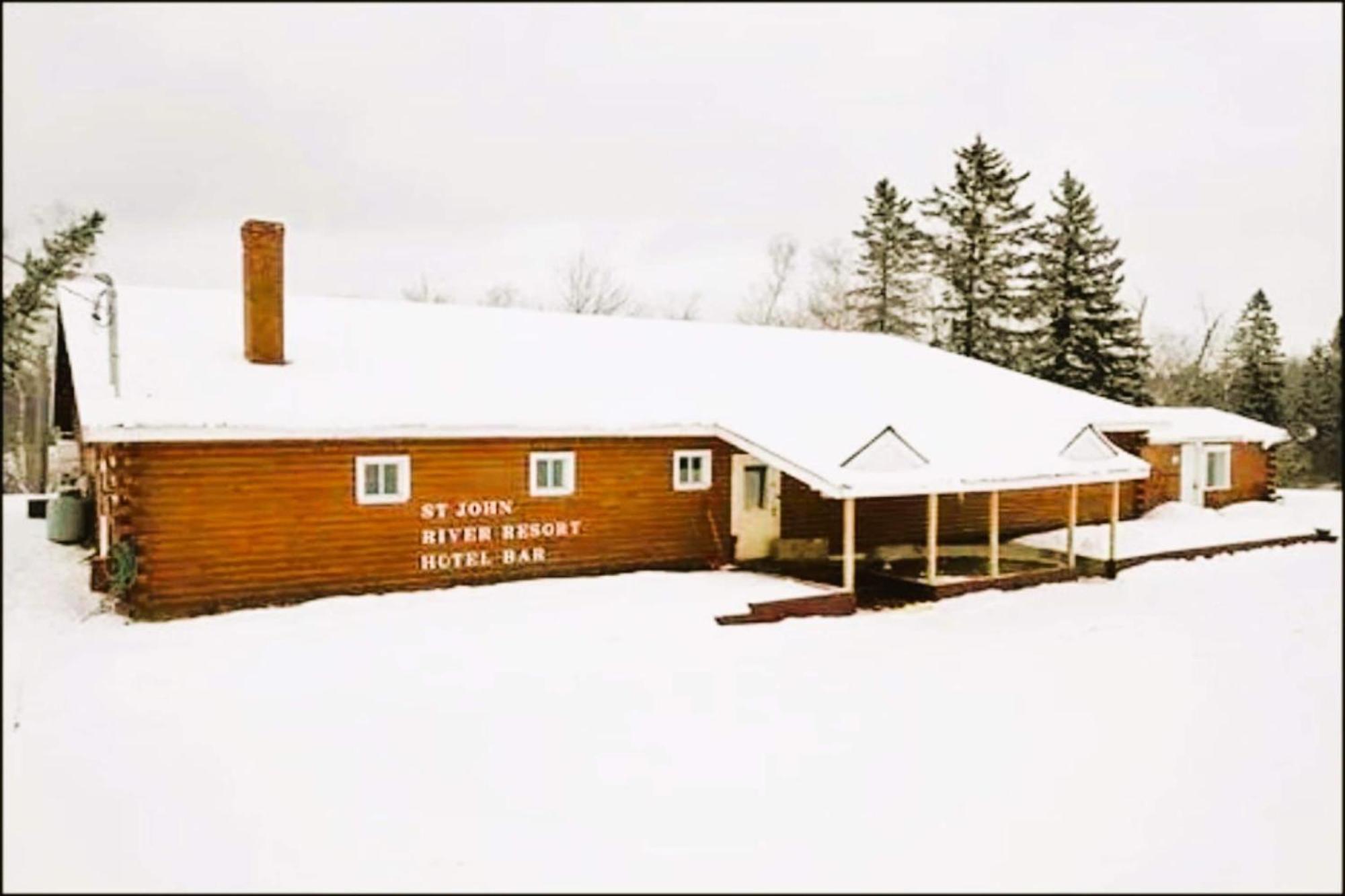 Love Hotels St John River By Oyo At Fort Kent Me Saint John Plantation Exteriér fotografie