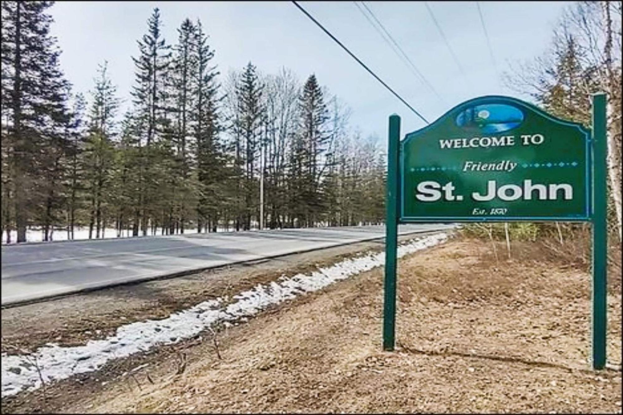 Love Hotels St John River By Oyo At Fort Kent Me Saint John Plantation Exteriér fotografie