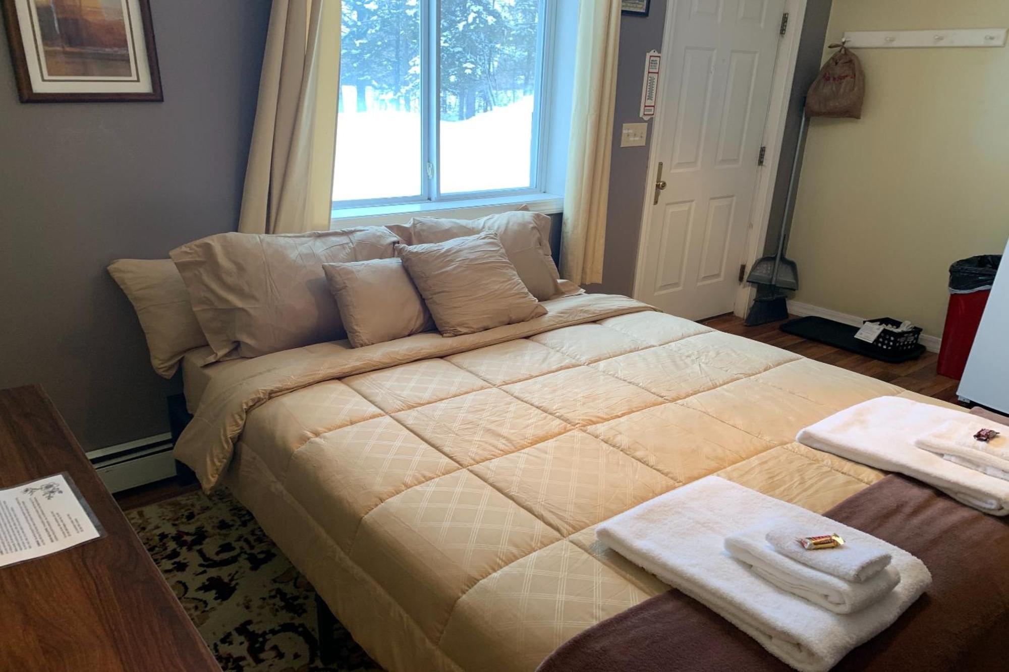Love Hotels St John River By Oyo At Fort Kent Me Saint John Plantation Exteriér fotografie