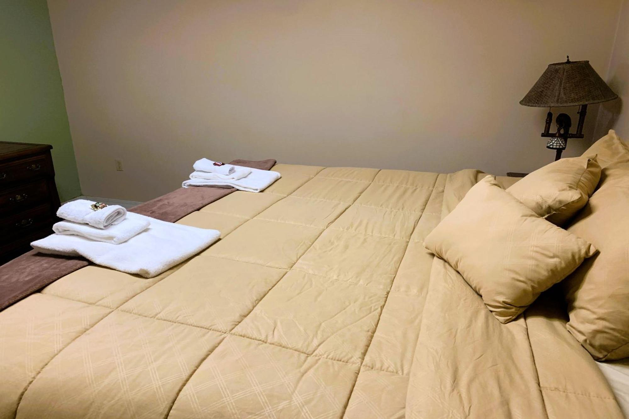 Love Hotels St John River By Oyo At Fort Kent Me Saint John Plantation Exteriér fotografie