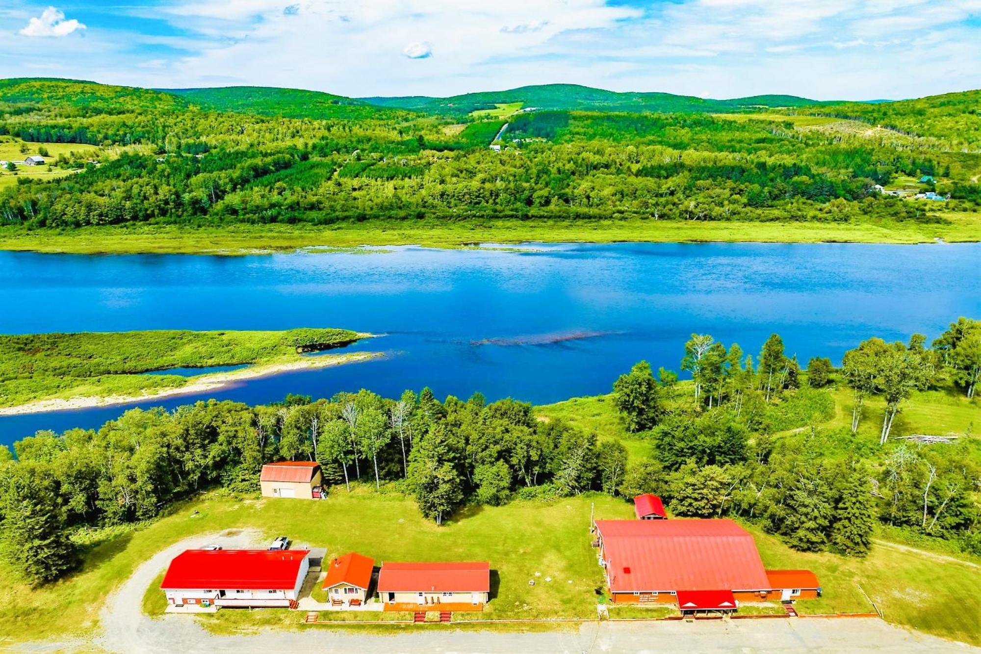 Love Hotels St John River By Oyo At Fort Kent Me Saint John Plantation Exteriér fotografie